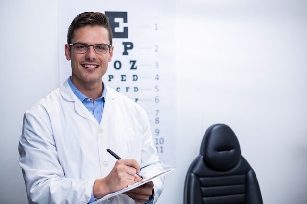 Best Eye Doctor in Nagpur